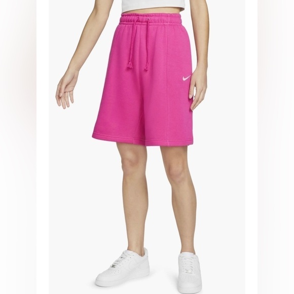 NIKE Sportswear Essential High Rise Pink Fleece Shorts Women's Size Medium - Picture 1 of 7